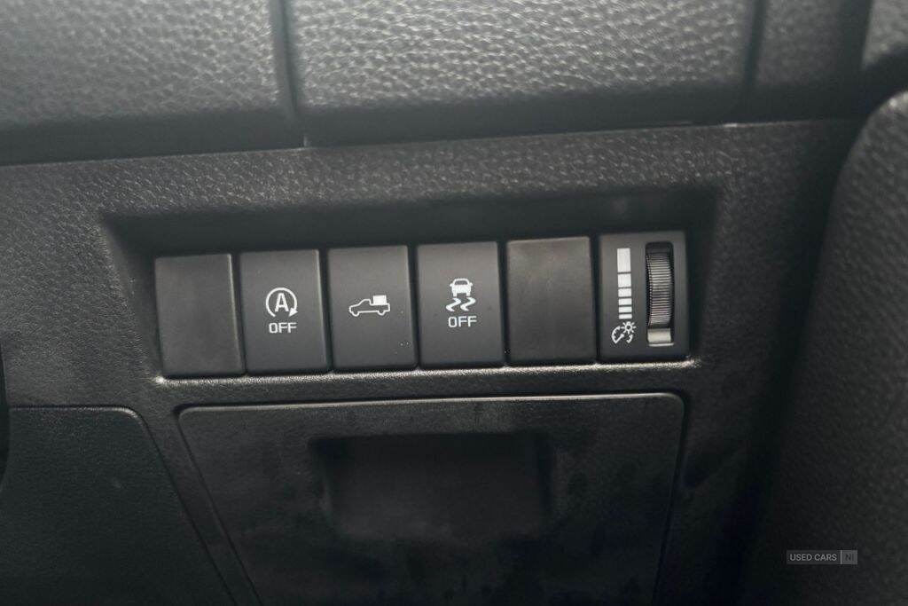  2025 Isuzu D-Max V-Cross 1.9 4WD Euro 6 (s/s) 4dr