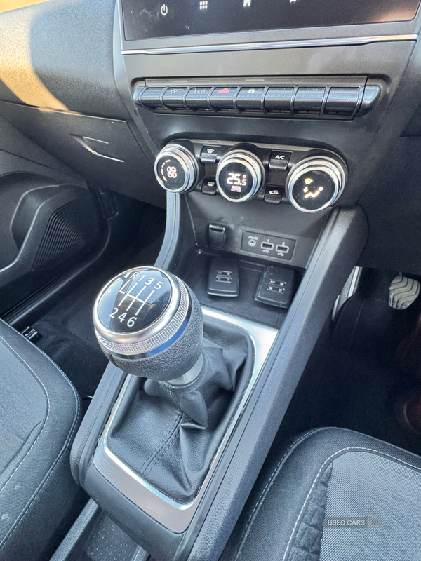 Renault Captur HATCHBACK in Antrim