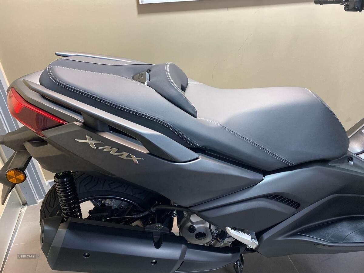 2024 Yamaha X-Max New X-Max 300 (24MY)