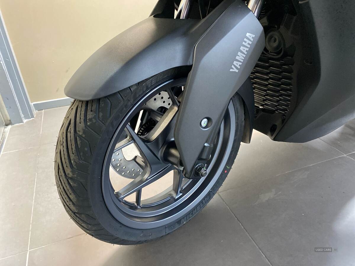 2024 Yamaha X-Max New X-Max 300 (24MY)