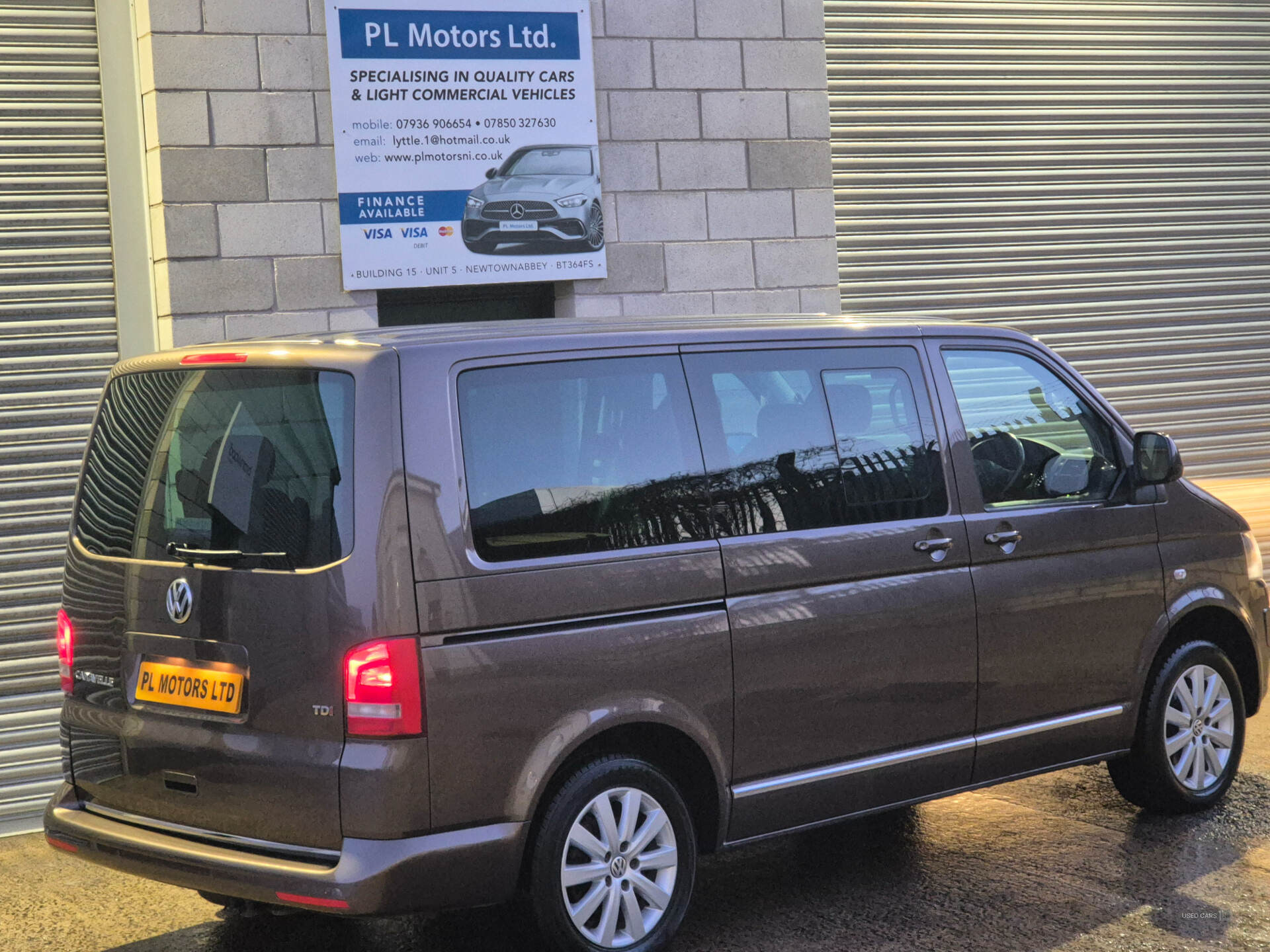 Oct 2012 Volkswagen Caravelle 2.0 TDI Executive 140 5dr DSG