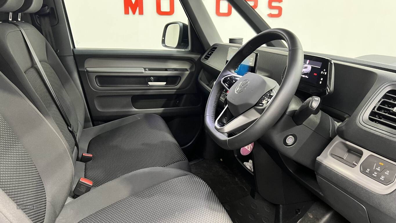  2023 Volkswagen  I.D Buzz Volkswagen ID. Buzz Cargo Pro 77kWh Commerce Plus Auto 5dr