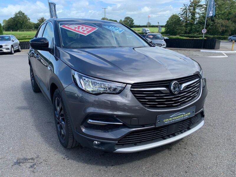 Jan 2022 Vauxhall Grandland X 1.5 Turbo D SRi Nav 5dr