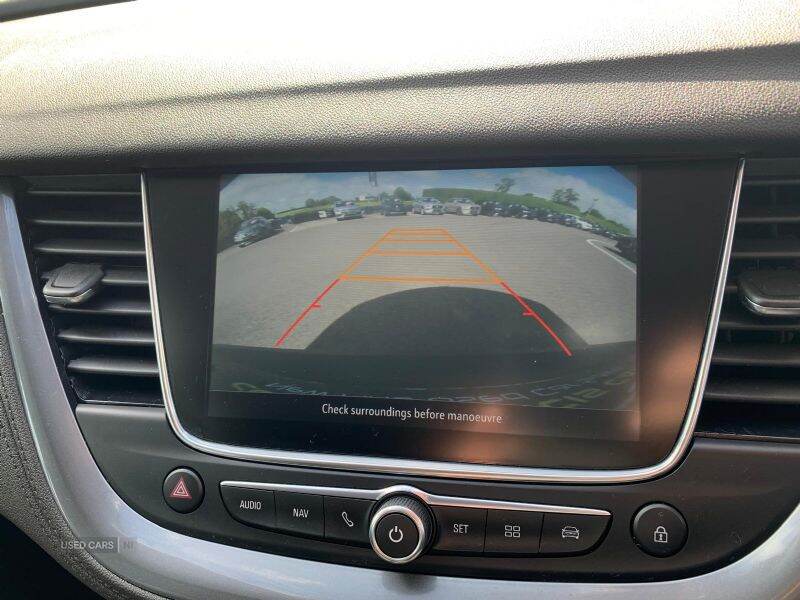 Jan 2022 Vauxhall Grandland X 1.5 Turbo D SRi Nav 5dr