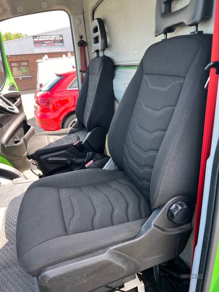 Aug 2016 Iveco Daily Chassis Cab 3000 WB [6 speed]