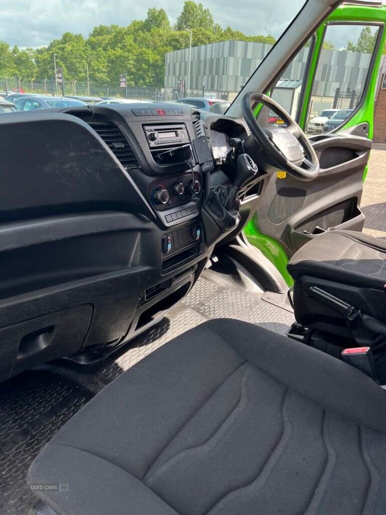 Aug 2016 Iveco Daily Chassis Cab 3000 WB [6 speed]