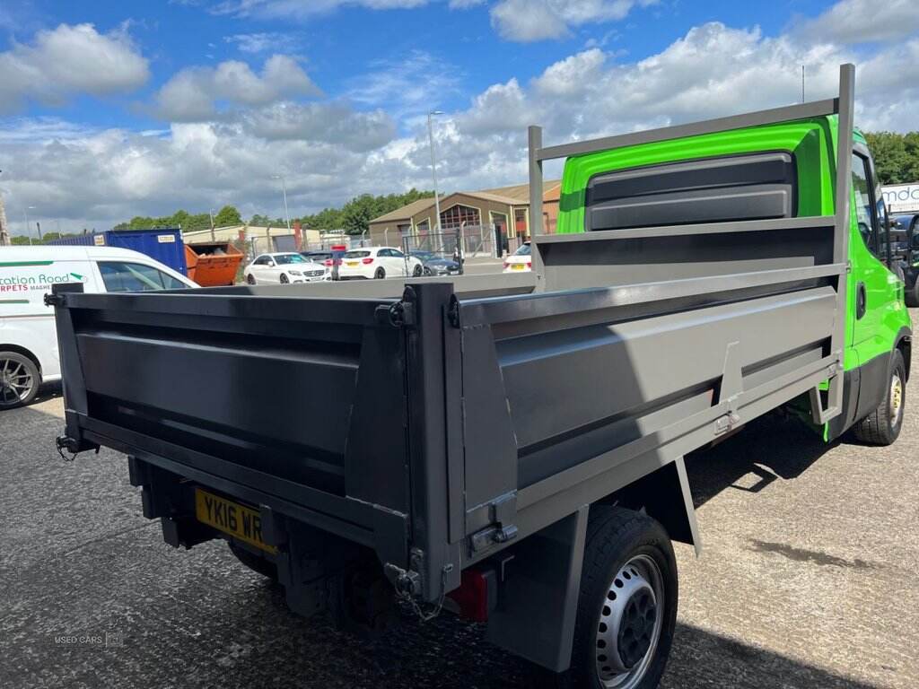 Aug 2016 Iveco Daily Chassis Cab 3000 WB [6 speed]