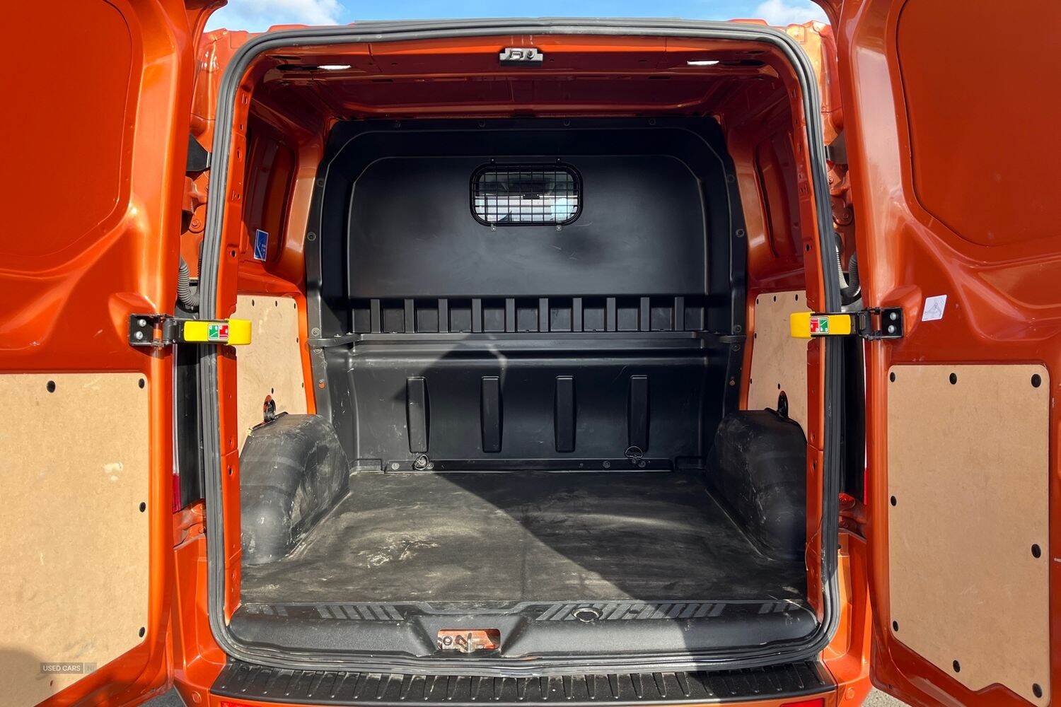Feb 2023 Ford Transit Custom 2.0 EcoBlue 130ps Low Roof D/Cab Limited Van