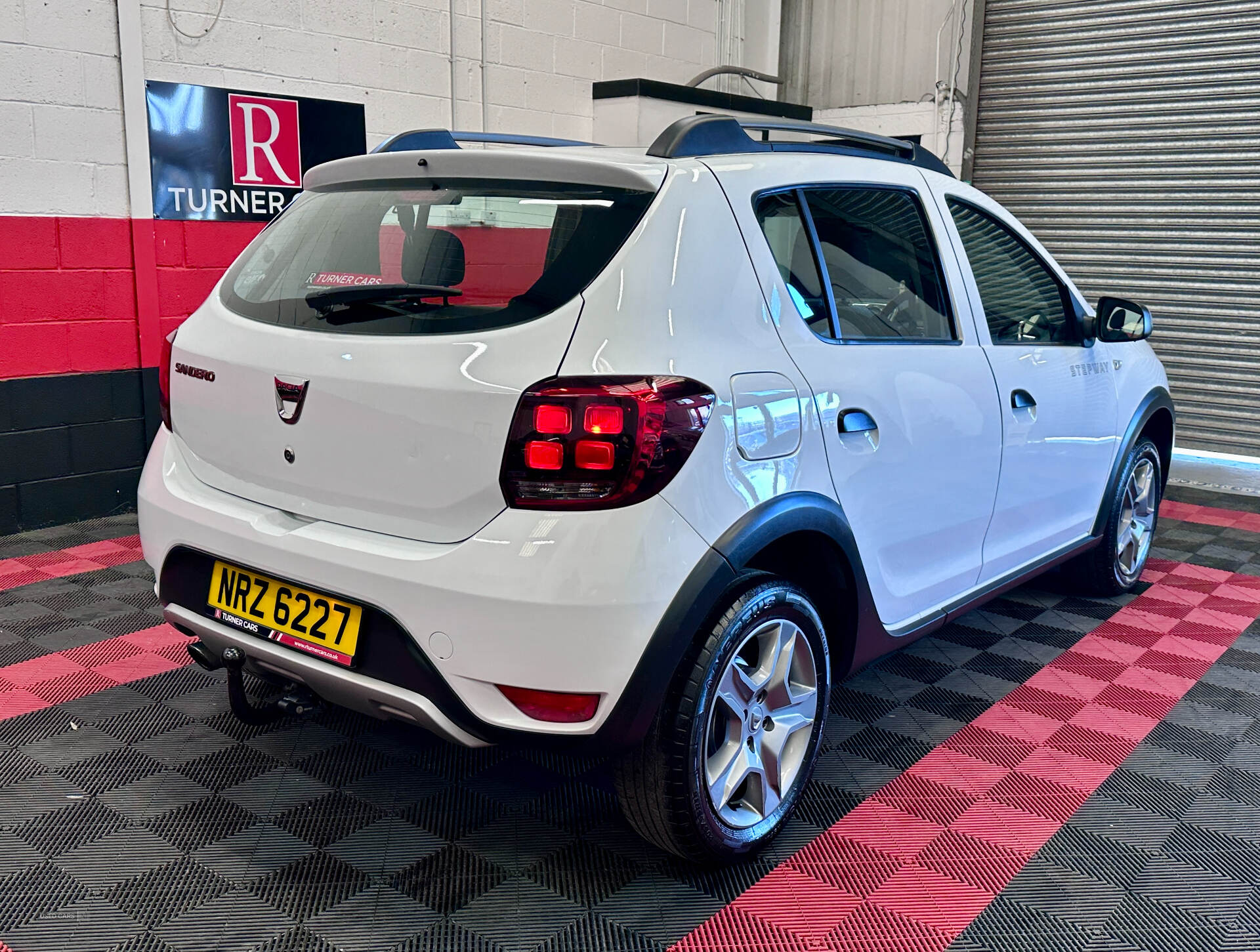 Mar 2018 Dacia Sandero Stepway 0.9 TCe Ambiance 5dr