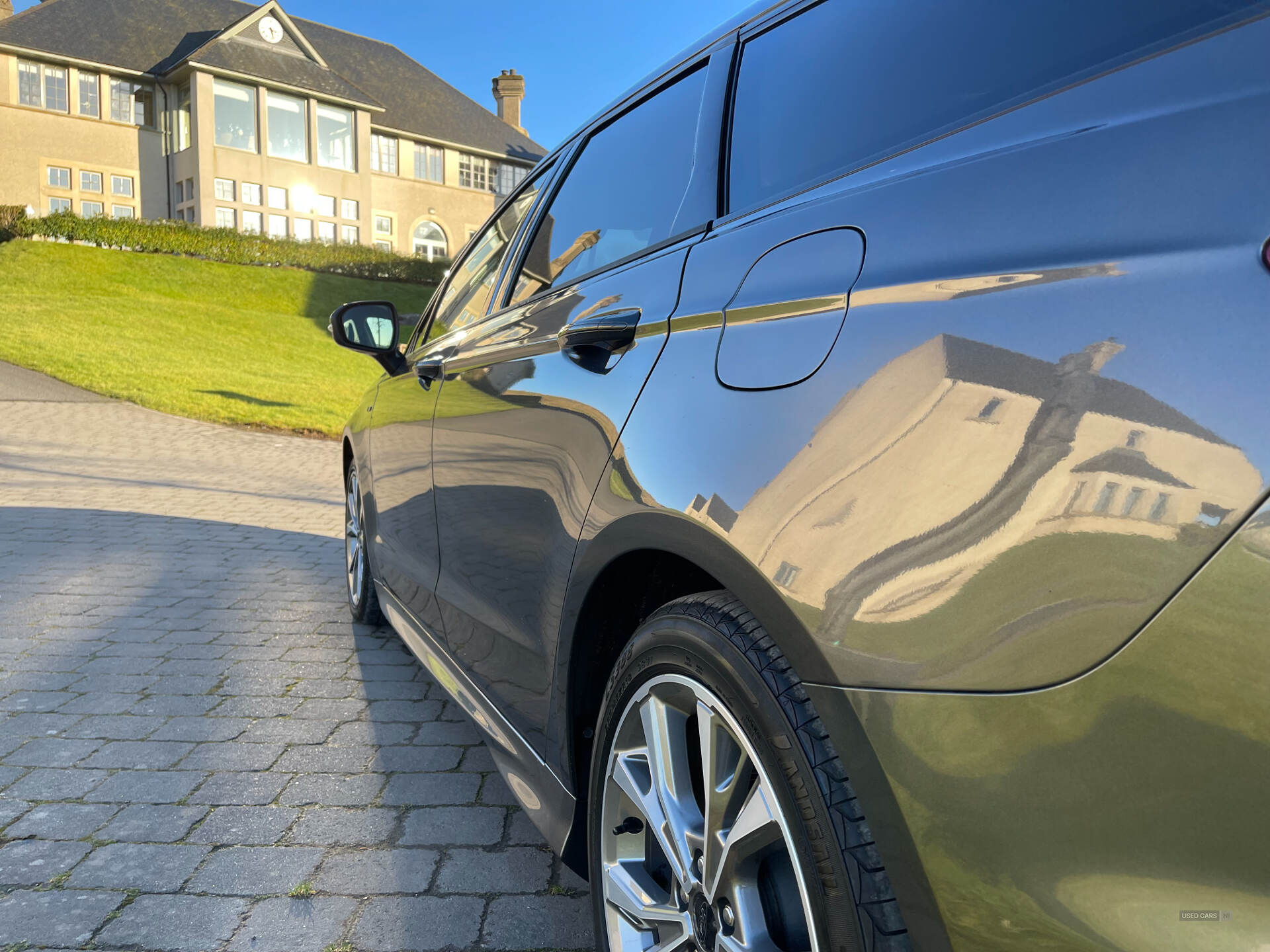 Oct 2017 Ford Mondeo 2.0 TDCi 180 ST-Line 5dr