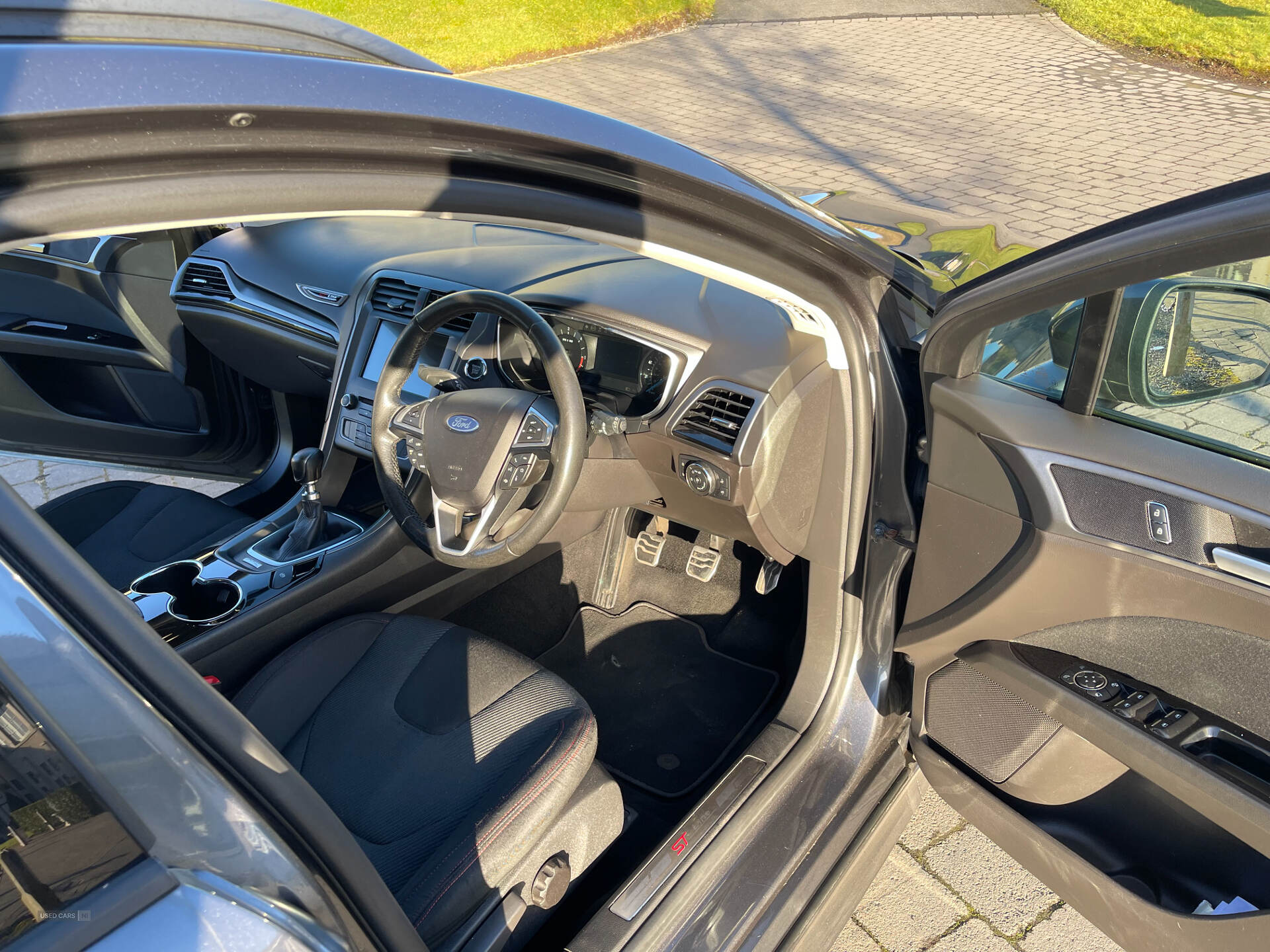 Oct 2017 Ford Mondeo 2.0 TDCi 180 ST-Line 5dr