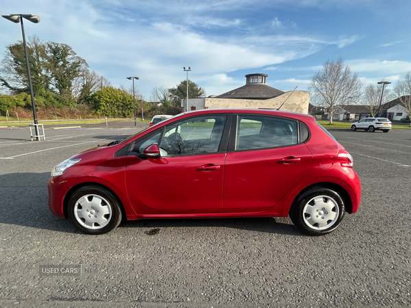 Peugeot 208 DIESEL HATCHBACK in Antrim