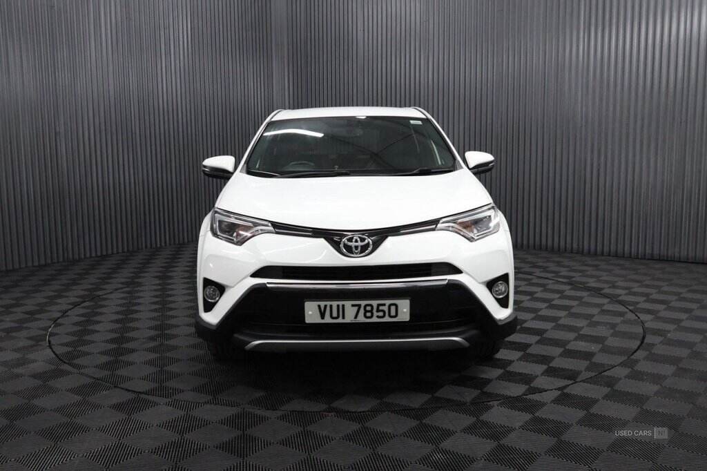 May 2016 Toyota RAV4 2.0 D-4D Icon 5dr 2WD