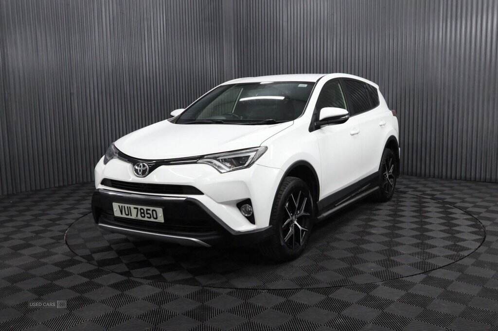 May 2016 Toyota RAV4 2.0 D-4D Icon 5dr 2WD