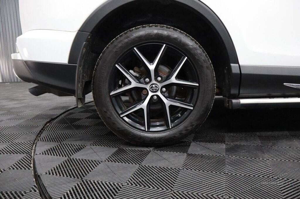 May 2016 Toyota RAV4 2.0 D-4D Icon 5dr 2WD