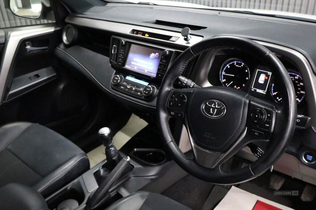 May 2016 Toyota RAV4 2.0 D-4D Icon 5dr 2WD