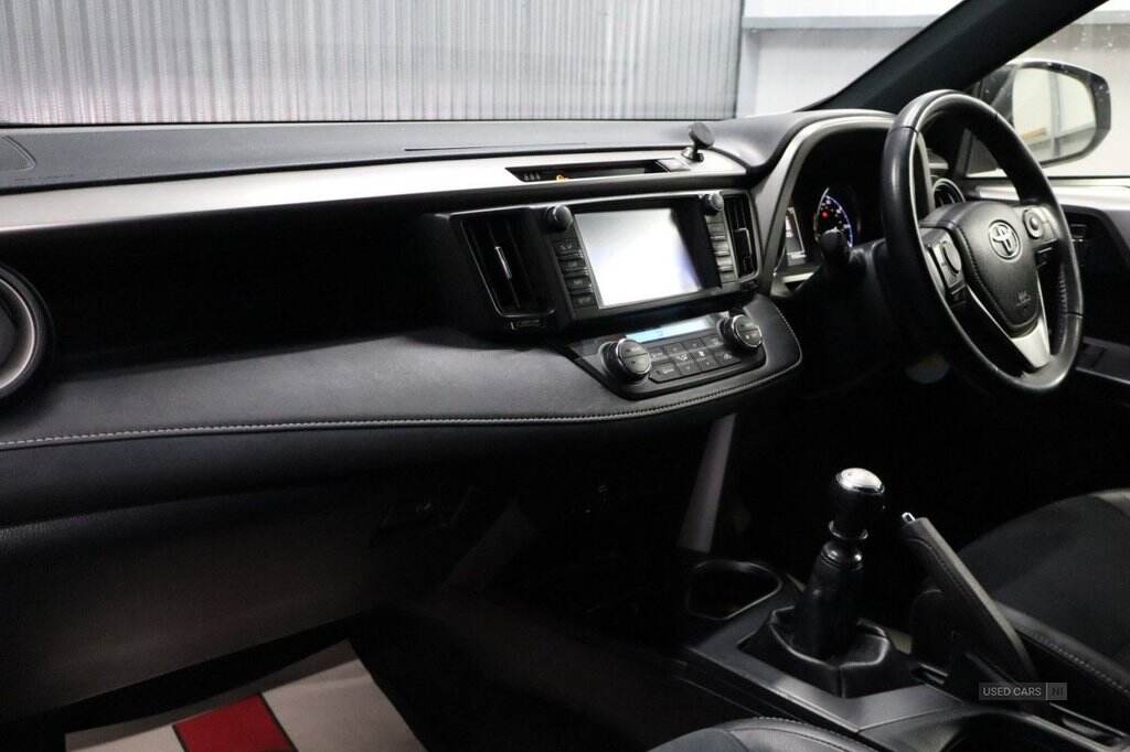 May 2016 Toyota RAV4 2.0 D-4D Icon 5dr 2WD