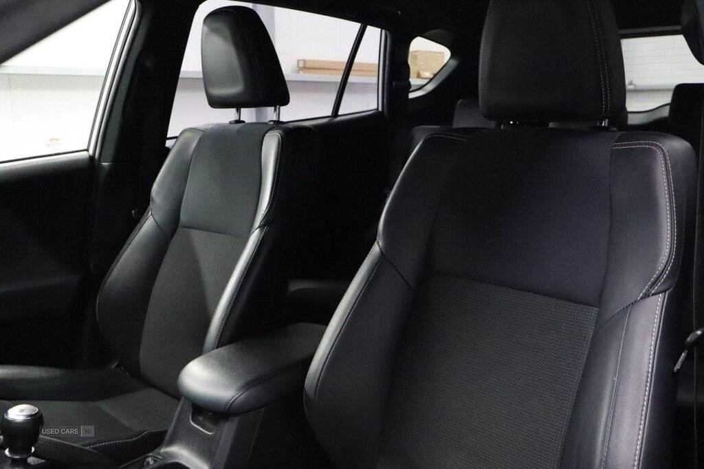 May 2016 Toyota RAV4 2.0 D-4D Icon 5dr 2WD