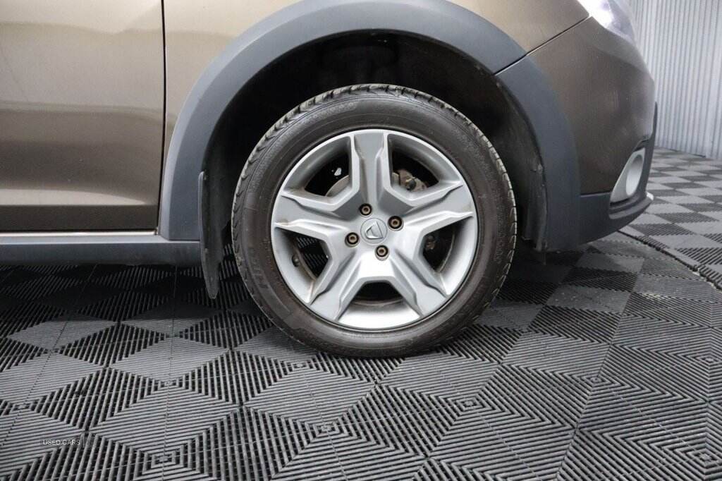 Mar 2021 Dacia Sandero Stepway 1.5 Blue dCi Essential 5dr