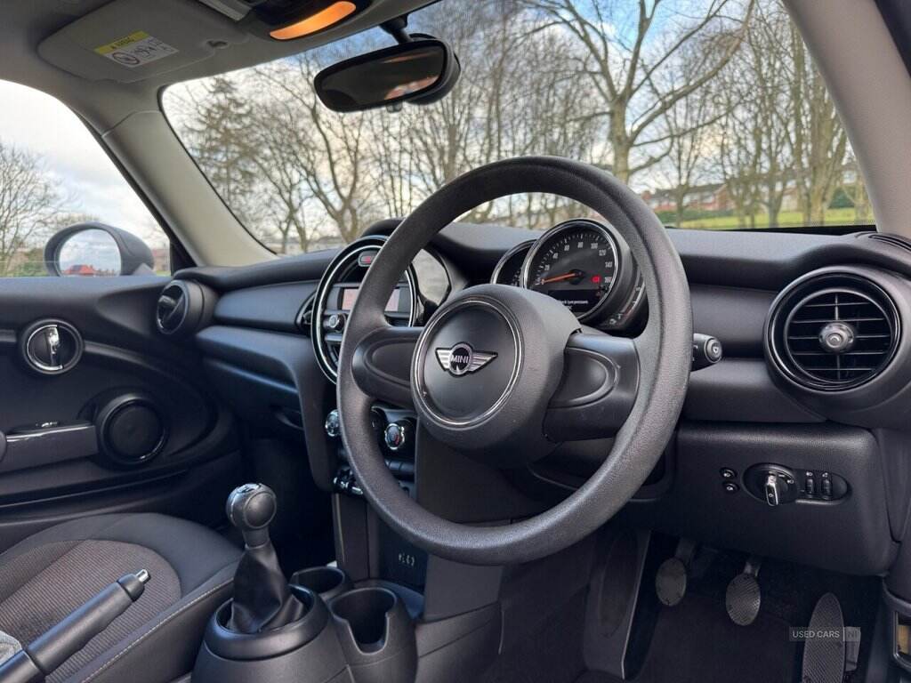 Apr 2018 MINI Hatch 1.5 One 3dr