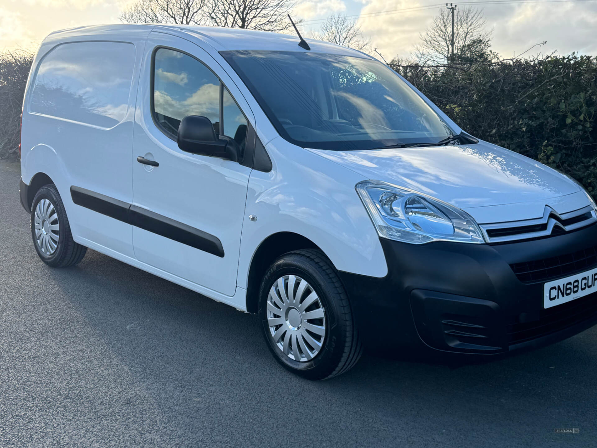 Citroen Berlingo L1 DIESEL in Down