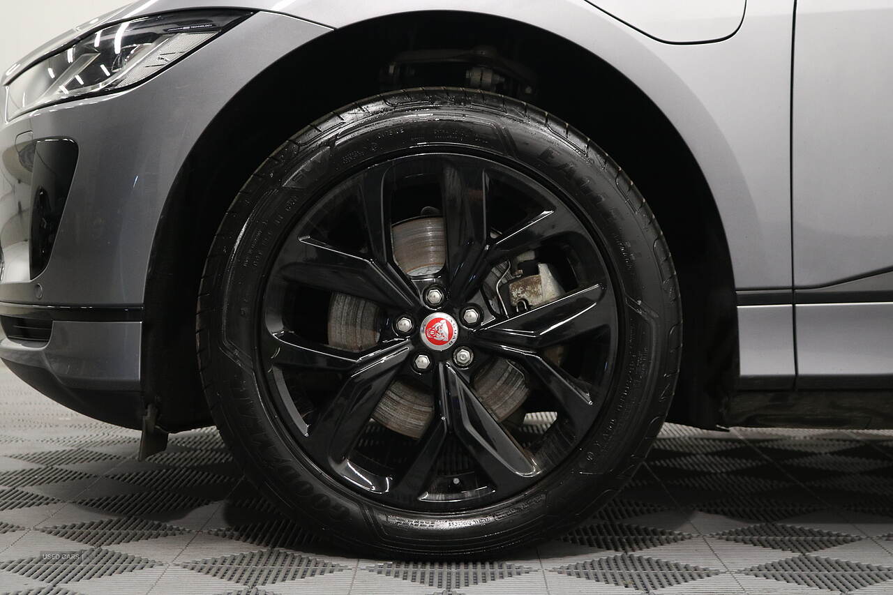 Jan 2022 Jaguar i-Pace 294kW EV400 Black 90kWh 5dr Auto [11kW Charger]