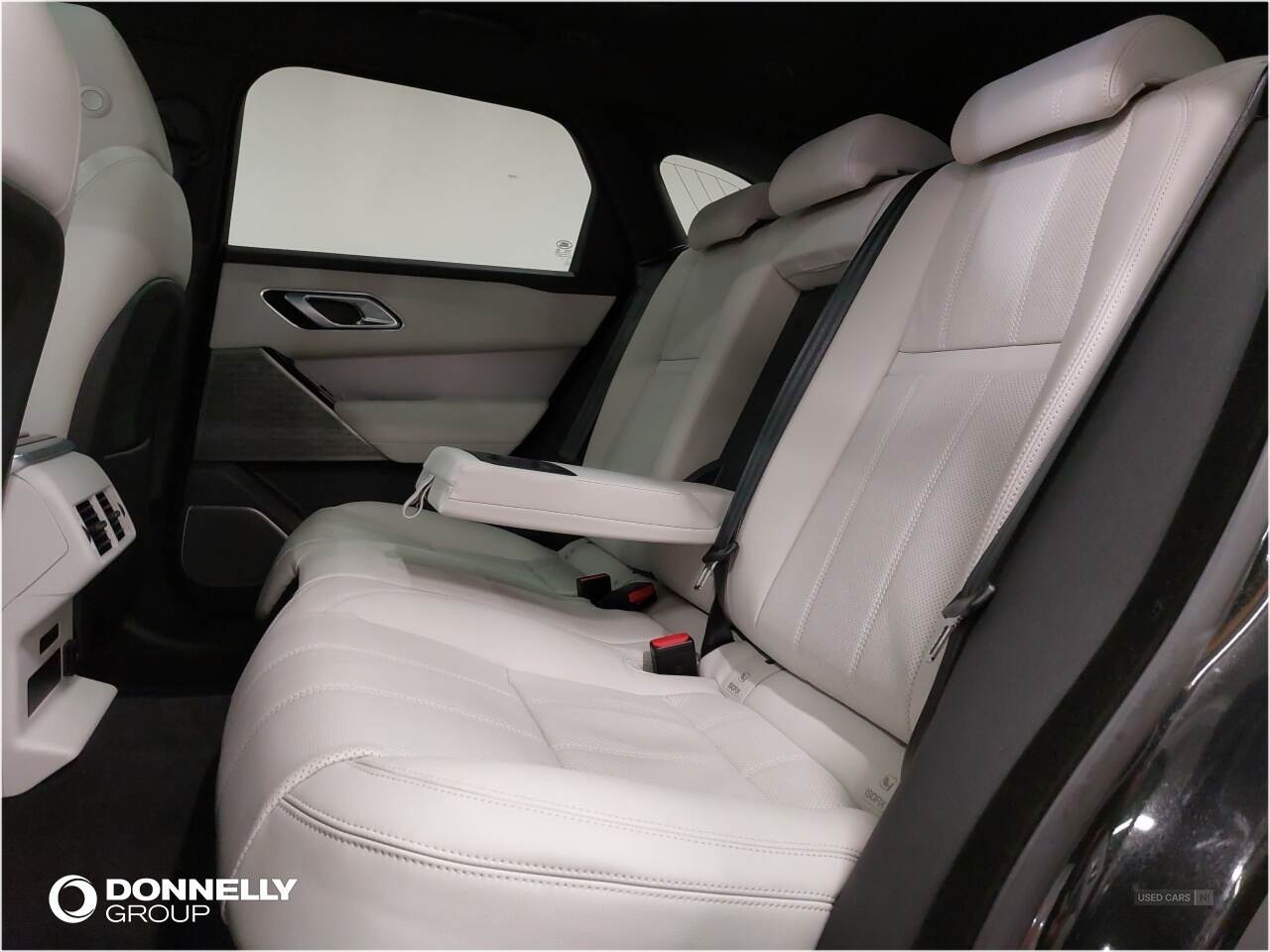 Sep 2021 Land Rover Range Rover Velar 2.0 D200 Edition 5dr Auto