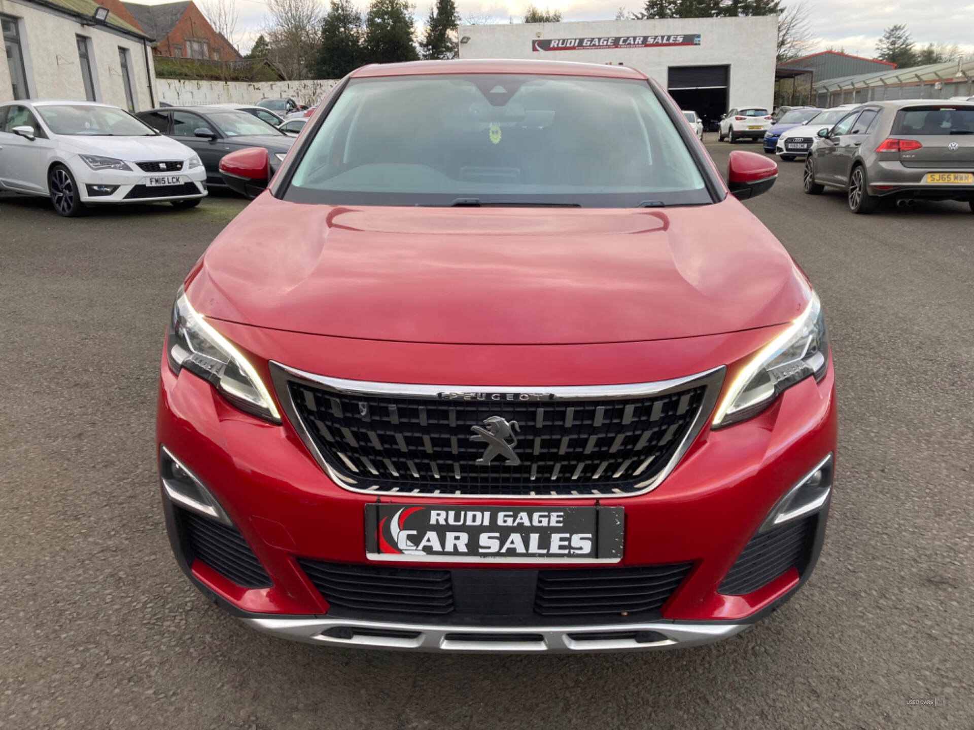 Oct 2017 Peugeot 3008 1.6 BlueHDi 120 Allure 5dr