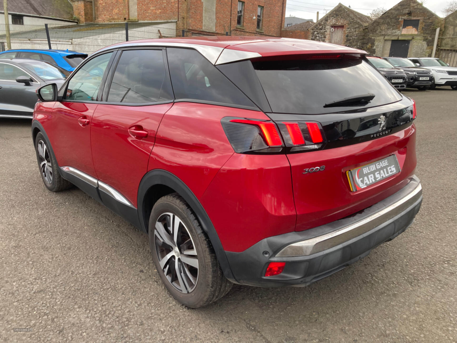Oct 2017 Peugeot 3008 1.6 BlueHDi 120 Allure 5dr