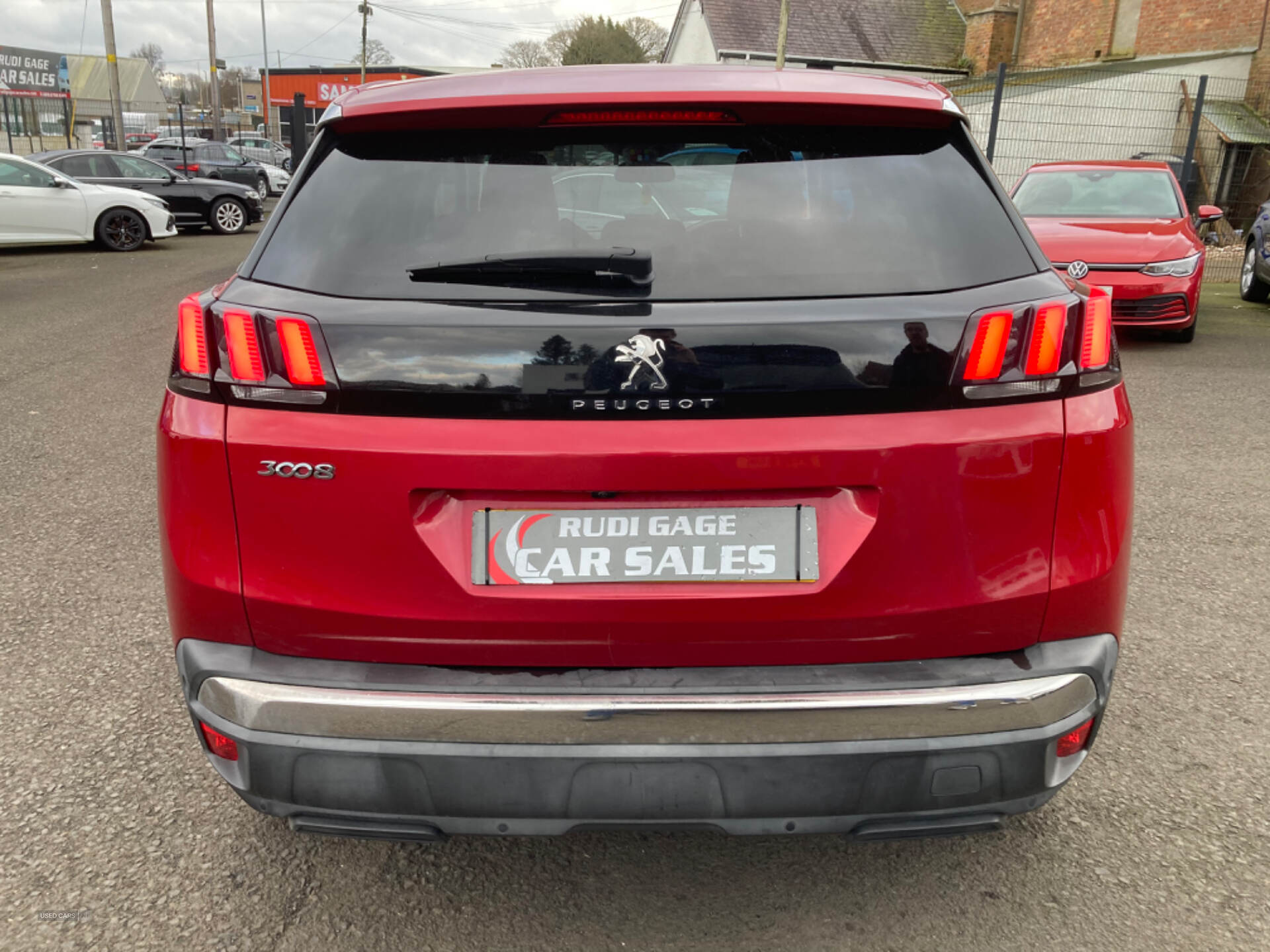 Oct 2017 Peugeot 3008 1.6 BlueHDi 120 Allure 5dr