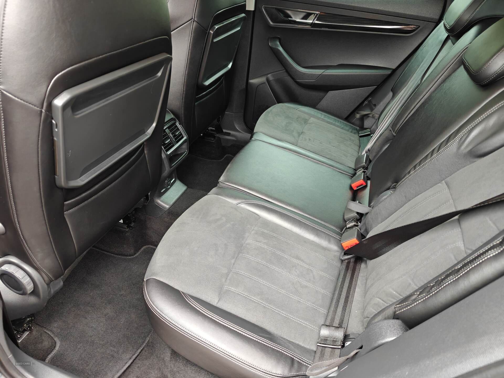 Dec 2018 Skoda Karoq 1.6 TDI SE L 5dr DSG