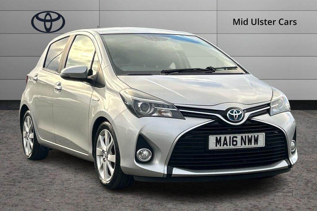 Mar 2016 Toyota Yaris 1.5 Hybrid Excel 5dr CVT