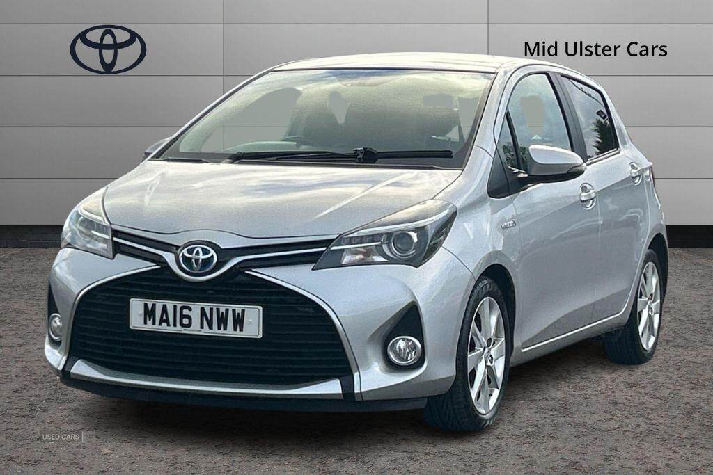 Mar 2016 Toyota Yaris 1.5 Hybrid Excel 5dr CVT