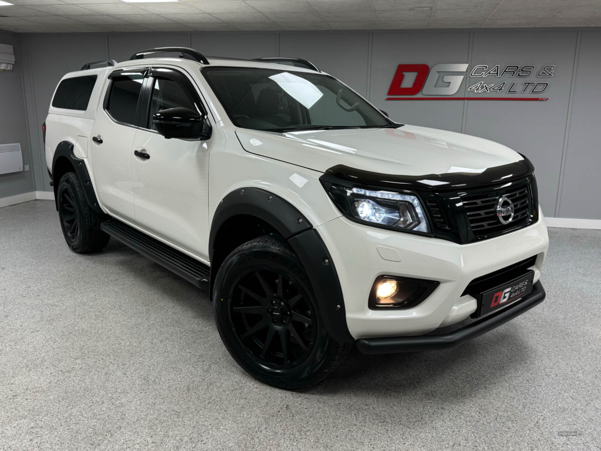 Nov 2021 Nissan Navara Double Cab Pick Up N-Guard 2.3dCi 190 TT 4WD Auto