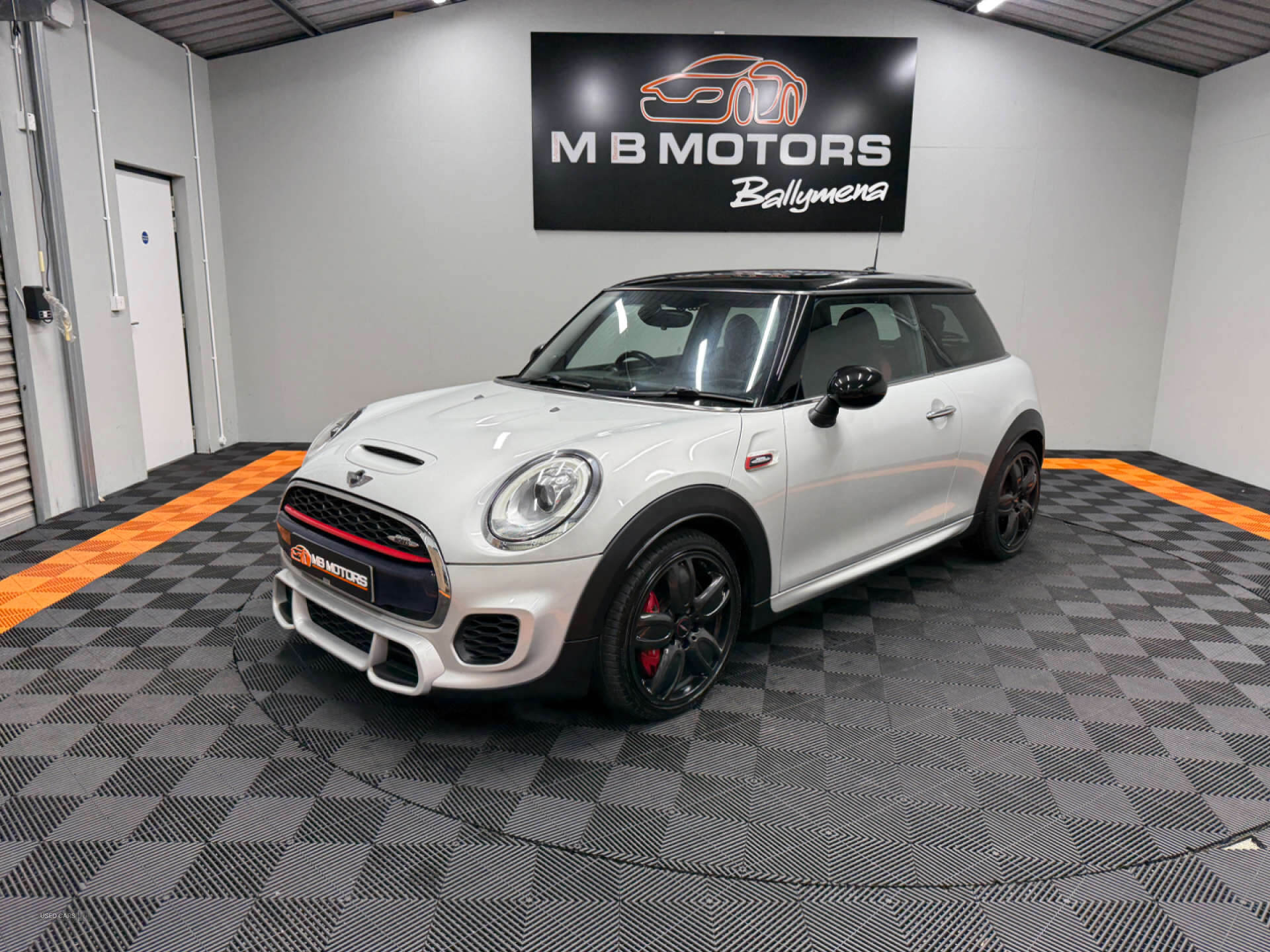Oct 2015 MINI Hatch 2.0 John Cooper Works 3dr