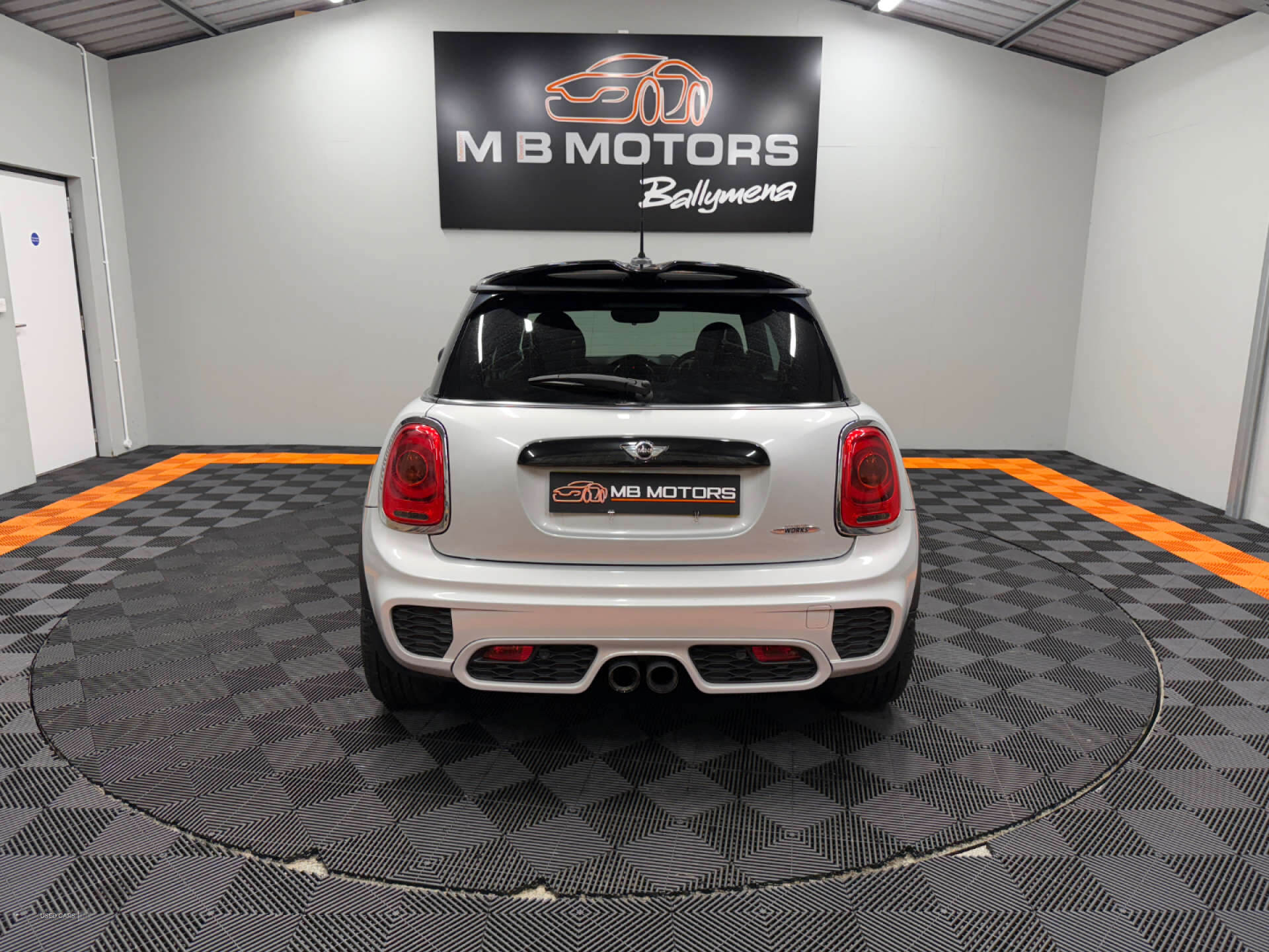 Oct 2015 MINI Hatch 2.0 John Cooper Works 3dr