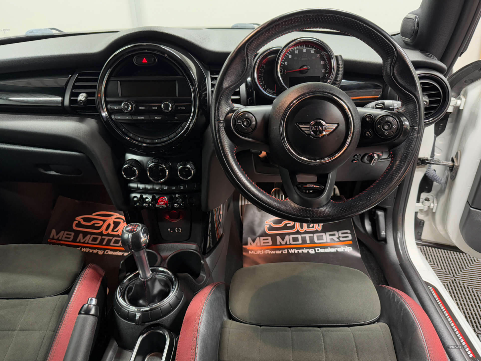 Oct 2015 MINI Hatch 2.0 John Cooper Works 3dr