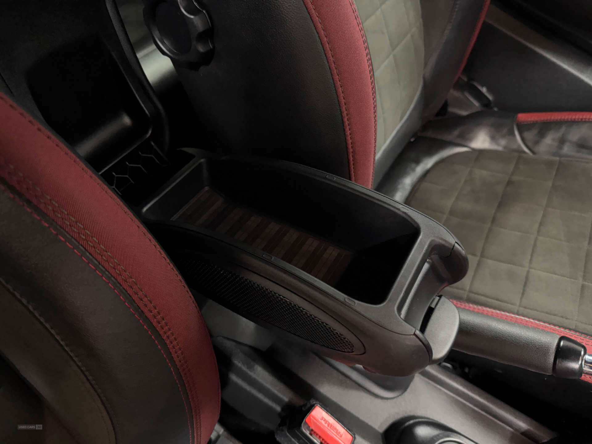 Oct 2015 MINI Hatch 2.0 John Cooper Works 3dr