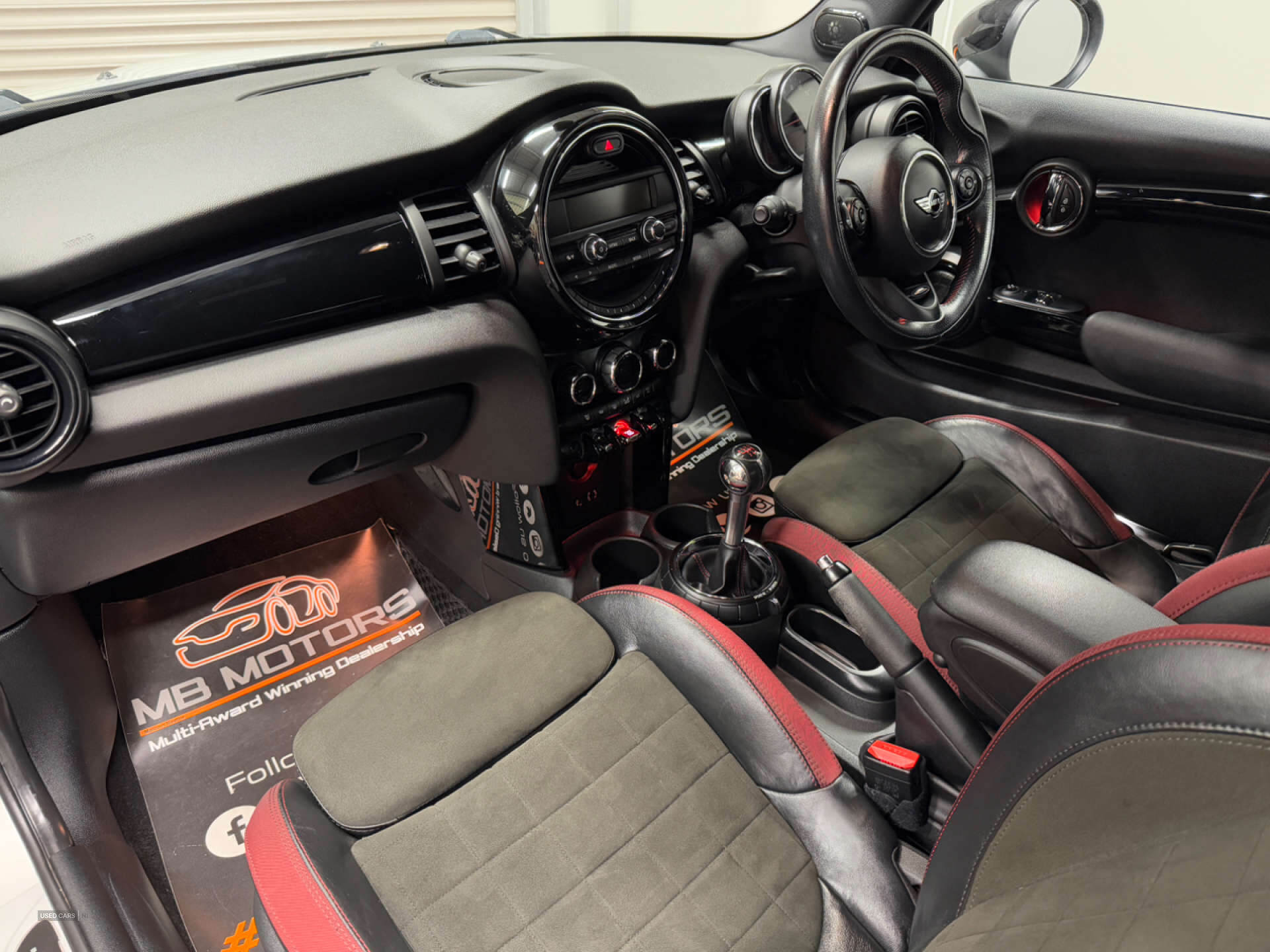 Oct 2015 MINI Hatch 2.0 John Cooper Works 3dr