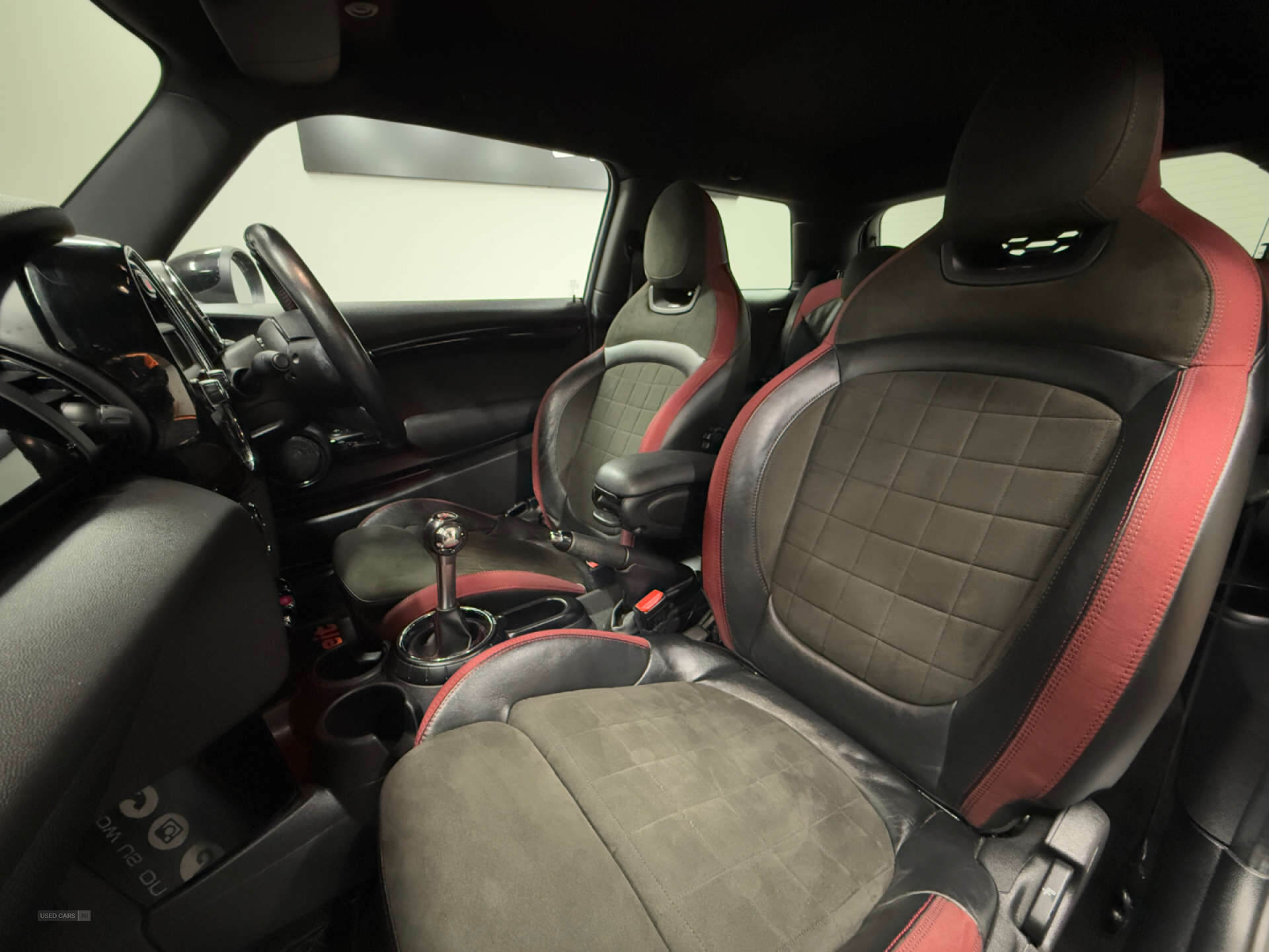 Oct 2015 MINI Hatch 2.0 John Cooper Works 3dr