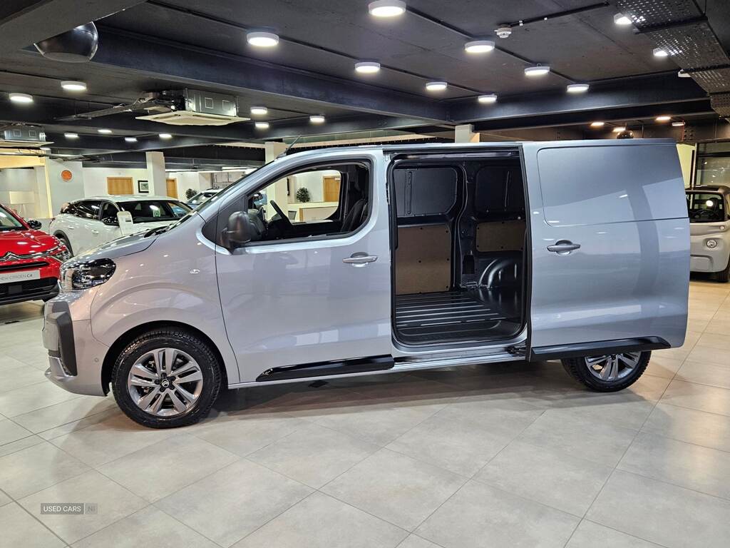 Jan 2025 Citroen Dispatch 2.0 BlueHDi 145ps Van Driver