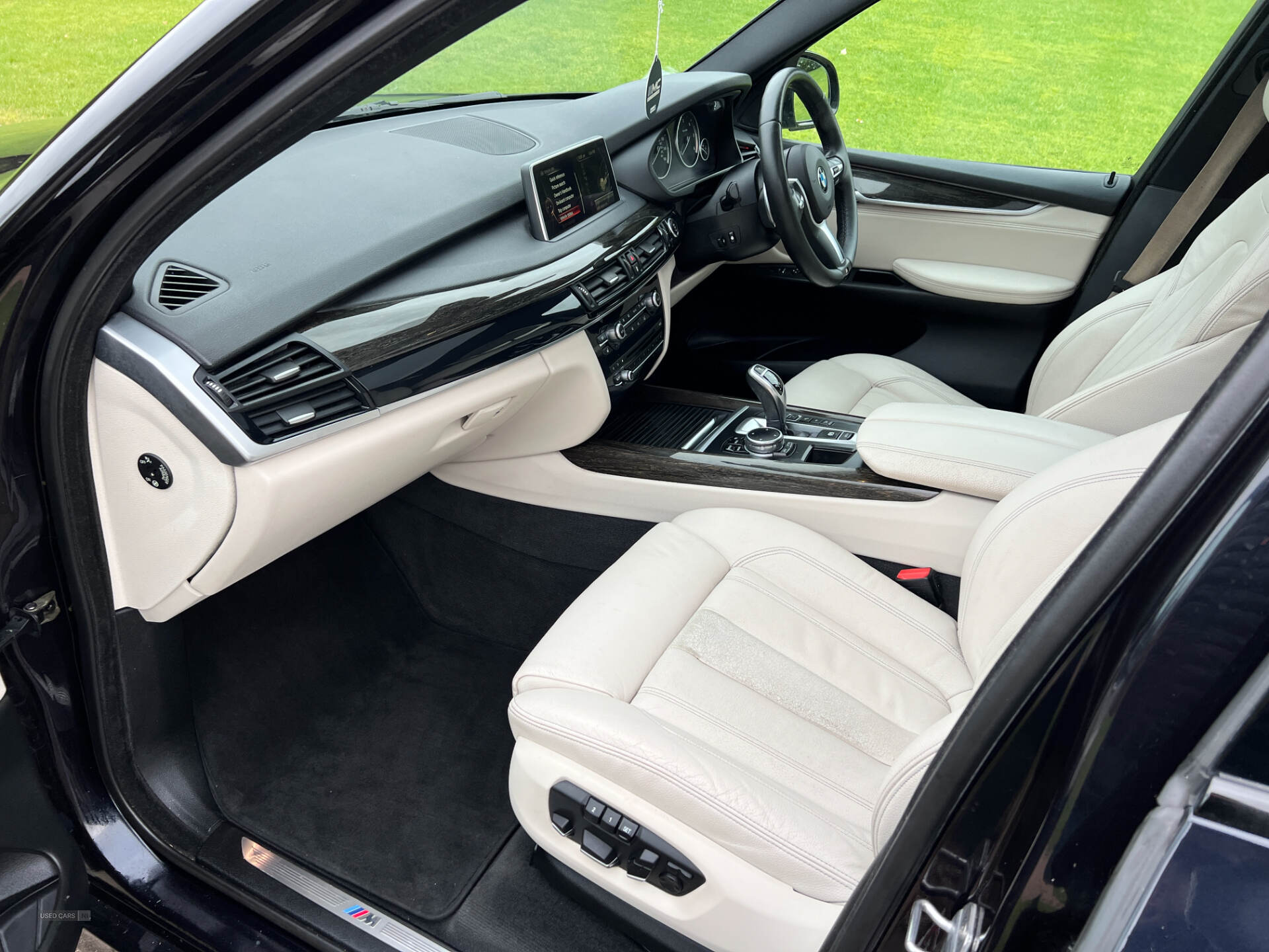Jan 2016 BMW X5 xDrive30d M Sport 5dr Auto