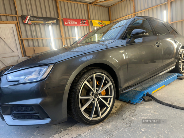 Audi A4 DIESEL AVANT in Down