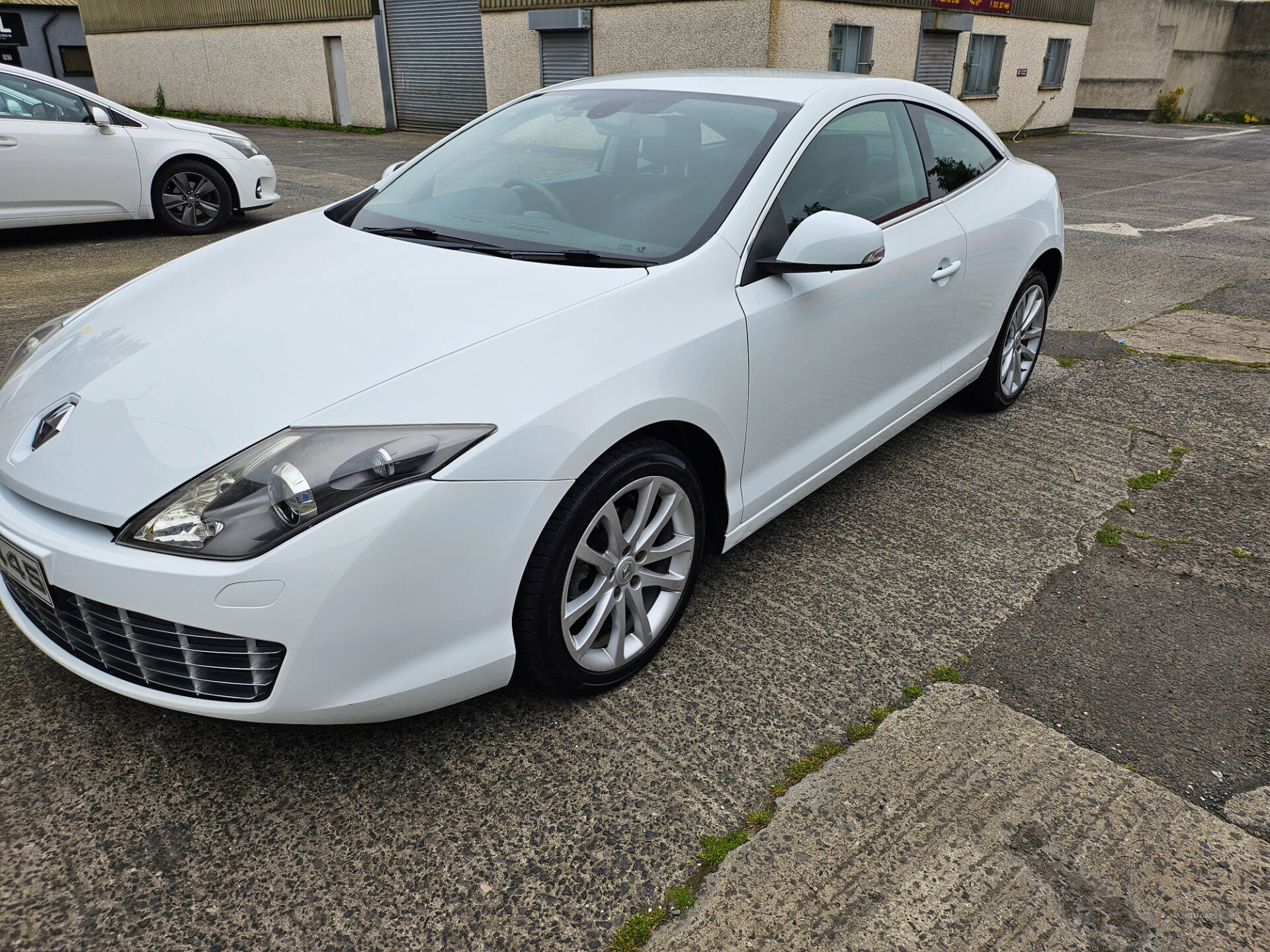 Apr 2010 Renault Laguna 2.0 dCi 150 TomTom Edition 3dr