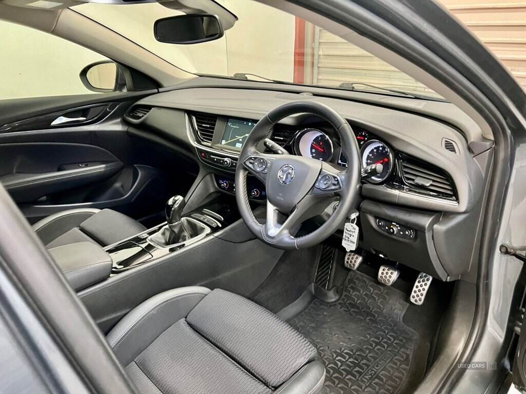 Mar 2020 Vauxhall Insignia 1.6 Turbo D ecoTec SRi Nav 5dr