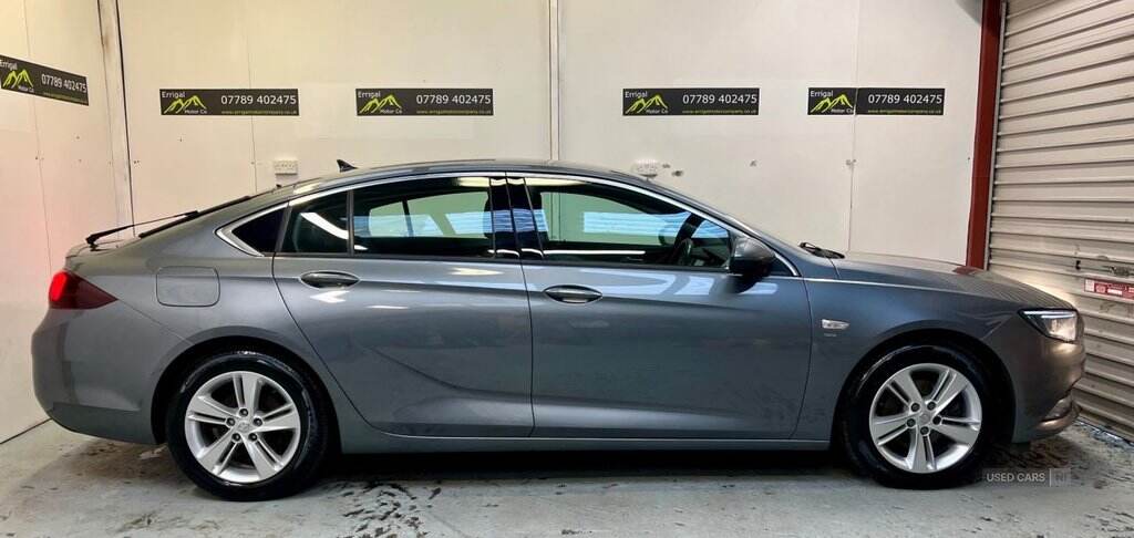 Mar 2020 Vauxhall Insignia 1.6 Turbo D ecoTec SRi Nav 5dr