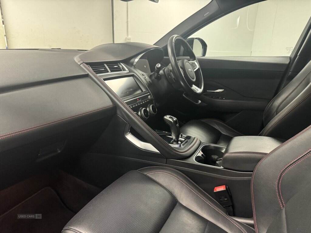 Sep 2019 Jaguar E-Pace 2.0d Chequered Flag Edition 5dr Auto