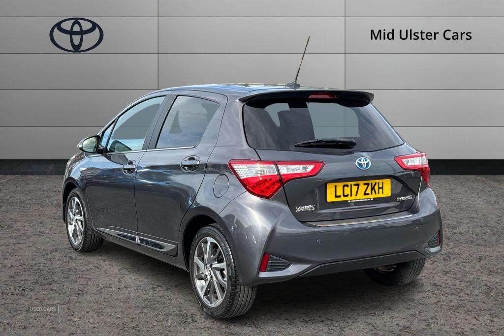 May 2017 Toyota Yaris 1.5 Hybrid Excel 5dr CVT