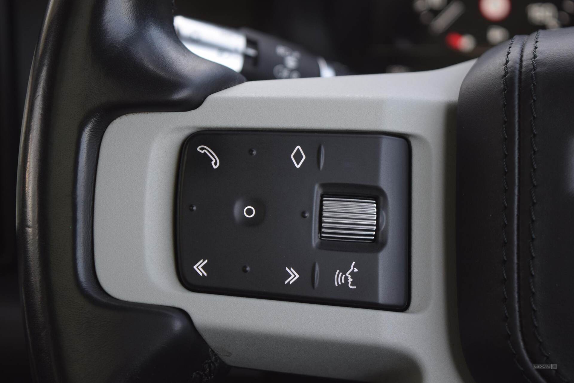  2021 Land Rover Defender 3.0 D300 HSE 110 5dr Auto