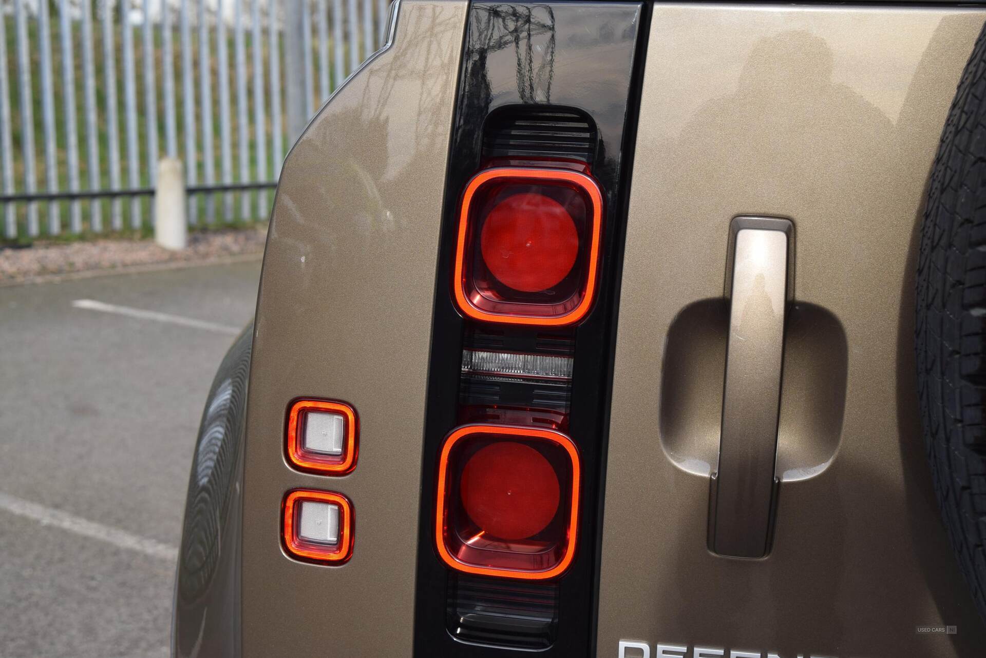  2021 Land Rover Defender 3.0 D300 HSE 110 5dr Auto